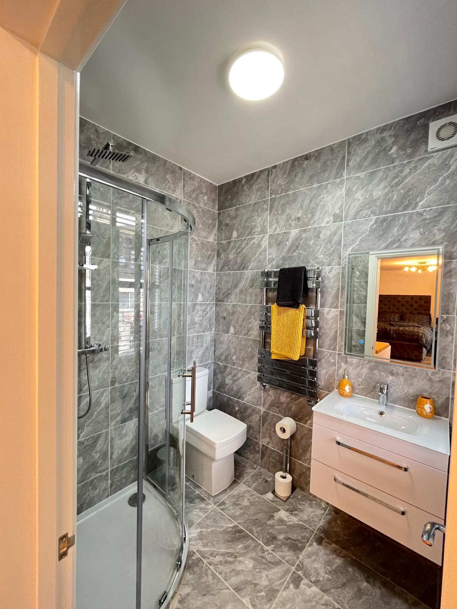 Appartamento Beautiful Entire Flat In