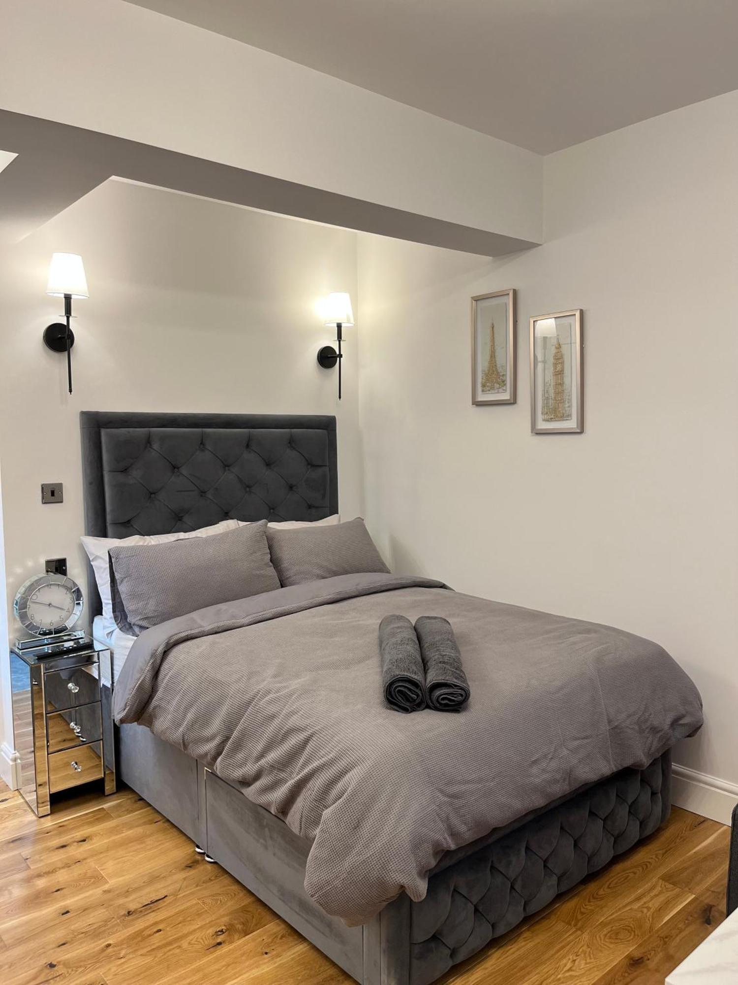 Beautiful Entire Flat In Londra