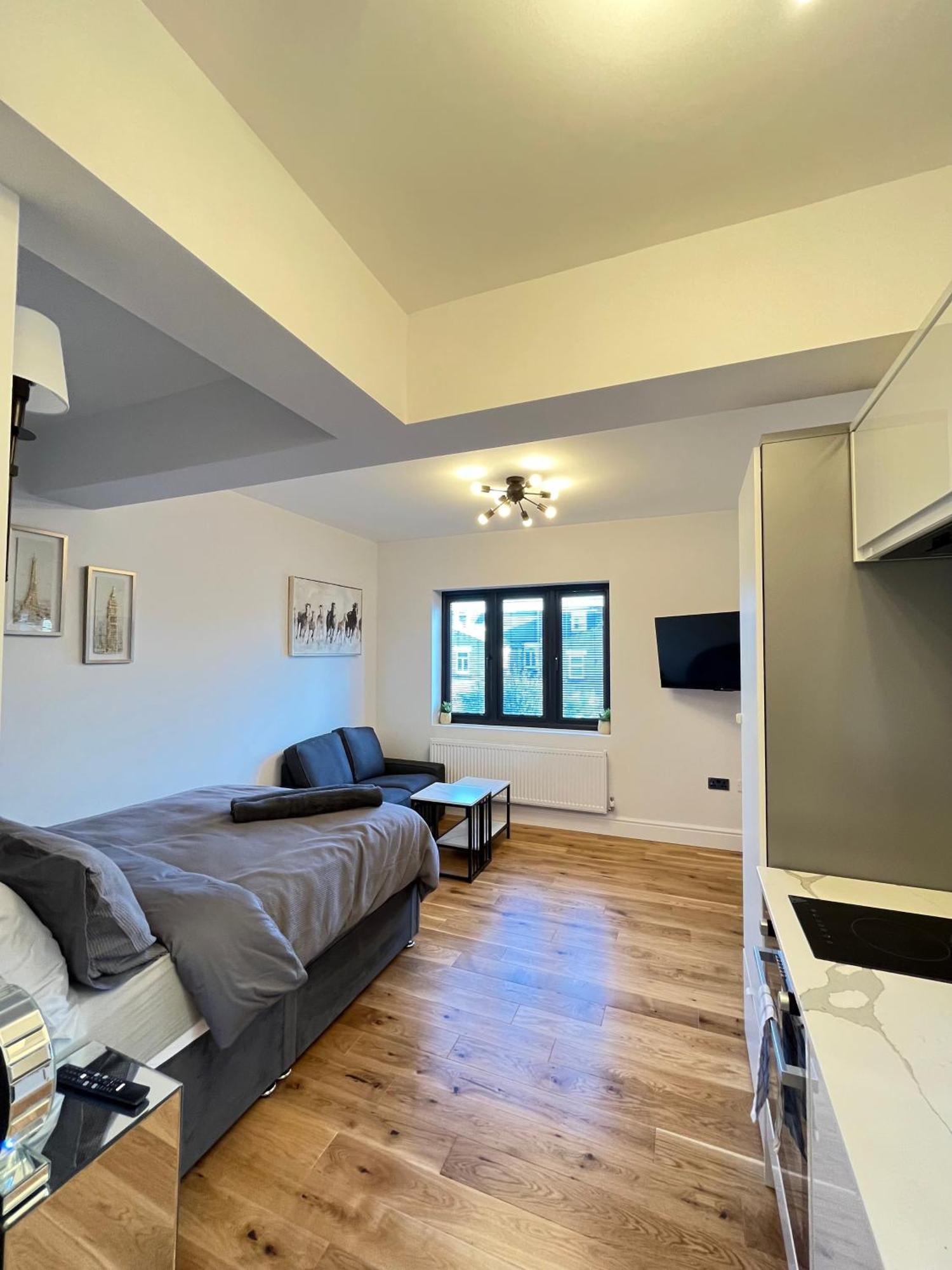 Beautiful Entire Flat In * Londra